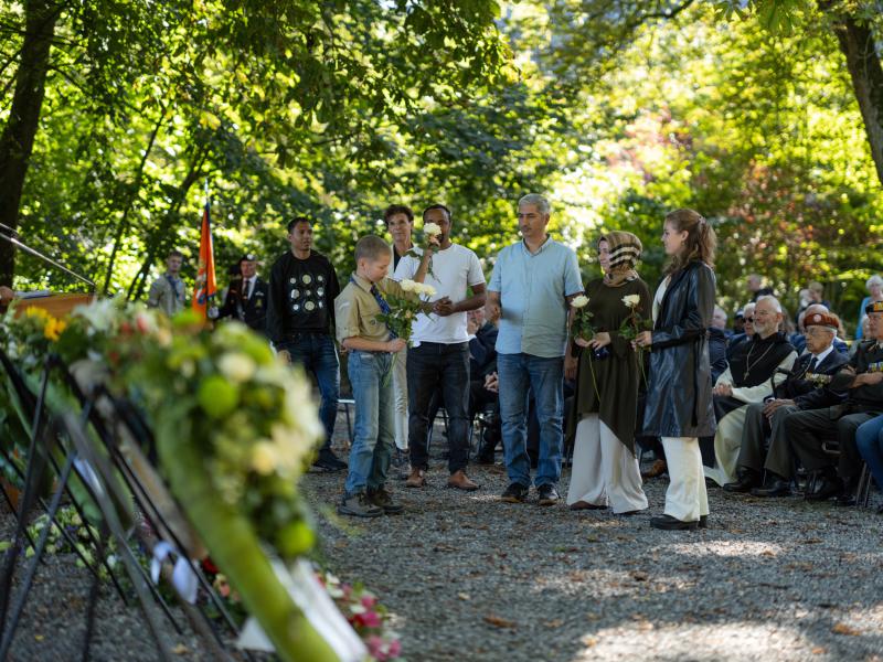 ../public/images/images/fotos/2023/Op Vleugels Der Vrijheid - 24 sept 2023 - 170.jpg